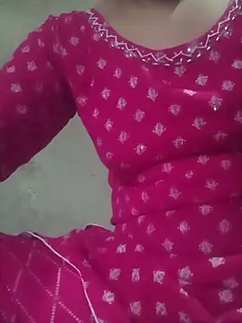 Snapshot of x_rani chatting on 30, 4, 2026 x rani online show from 30, 4, 2026
