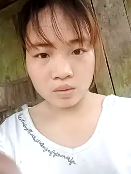 Snapshot of CMP68 chatting on 5, 4, 2026 CMP68 online show from 5, 4, 2026