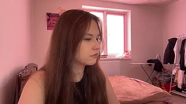 Snapshot of NyelleSpir chatting on 4, 4, 2026 NyelleSpir online show from 4, 4, 2026