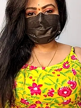 Snapshot of Anushka_flower chatting on 11, 4, 2026 Anushka flower online show from 11, 4, 2026