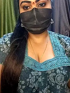 Snapshot of Anushka_flower chatting on 21, 4, 2026 Anushka flower online show from 21, 4, 2026