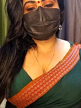 Snapshot of Anushka_flower chatting on 2, 5, 2026 Anushka flower online show from 2, 5, 2026