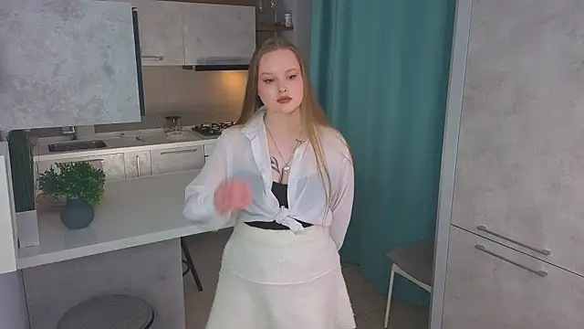 MimiSlechta online show from 29, 3, 2026