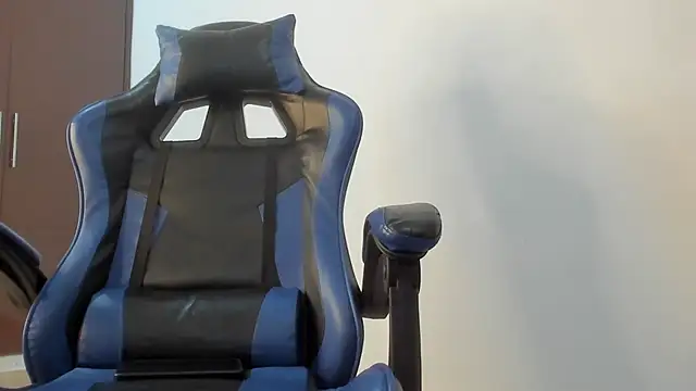 Milo LatinBoy online show from 26, 3, 2026