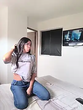 Annarhode online show from 13, 6, 2026
