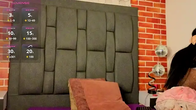 luxuryheavenn online show from 6, 4, 2026