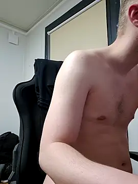 Snapshot of Aceyguy chatting on 9, 4, 2026 Aceyguy online show from 9, 4, 2026