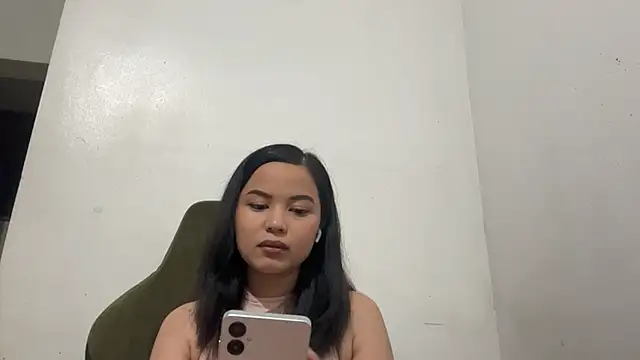 Snapshot of ChristenaShogren chatting on 28, 3, 2026 ChristenaShogren online show from 28, 3, 2026