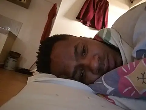 Snapshot of Latimoreg chatting on 6, 6, 2026 Latimoreg online show from 6, 6, 2026