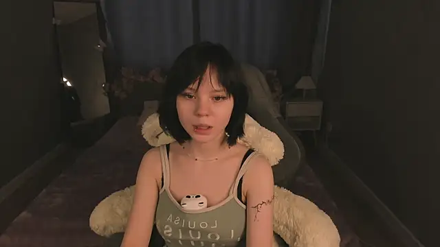 Loly Cuttie online show from 4, 5, 2026