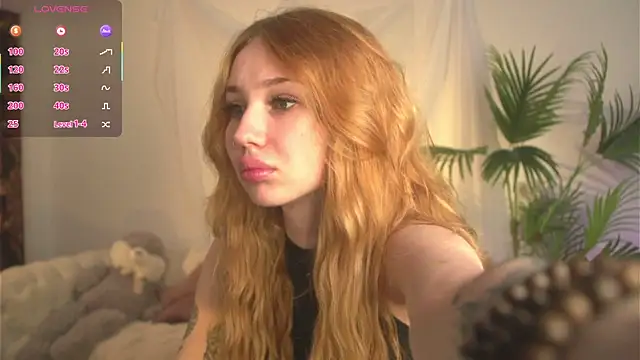 Snapshot of zoeforrd chatting on 24, 6, 2026 zoeforrd online show from 24, 6, 2026