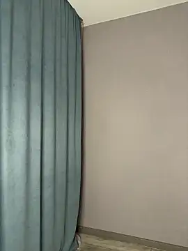 AliceVilliers online show from 6, 5, 2026