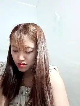 Snapshot of -Bitilu- chatting on 18, 4, 2026 -Bitilu- online show from 18, 4, 2026