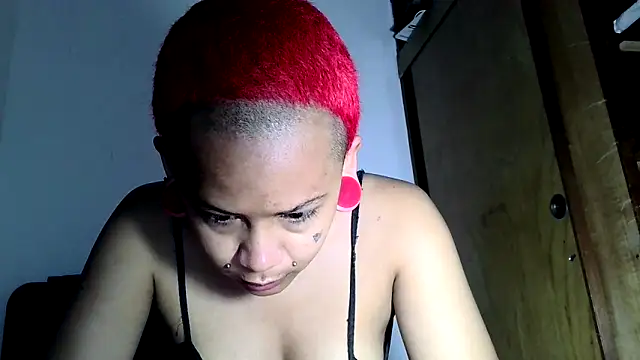 Snapshot of xblackstarX1 chatting on 27, 5, 2026 xblackstarX1 online show from 27, 5, 2026