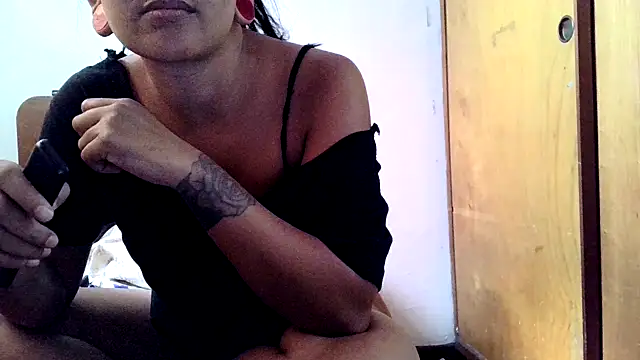 Snapshot of xblackstarX1 chatting on 29, 5, 2026 xblackstarX1 online show from 29, 5, 2026