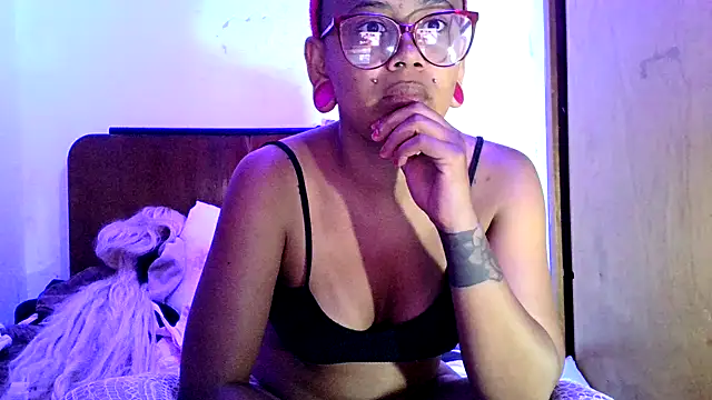 Snapshot of xblackstarX1 chatting on 8, 6, 2026 xblackstarX1 online show from 8, 6, 2026