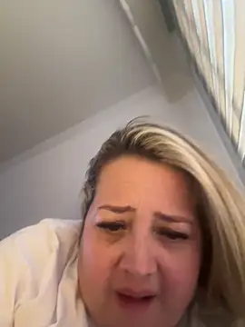 Snapshot of Martinacurvy_ chatting on 29, 3, 2026 Martinacurvy online show from 29, 3, 2026