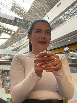 Cami olarte online show from 11, 6, 2026