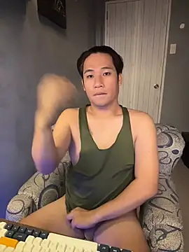 Snapshot of Titanryu chatting on 19, 4, 2026 Titanryu online show from 19, 4, 2026