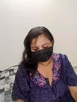 Hoty bhabii online show from 13, 4, 2026