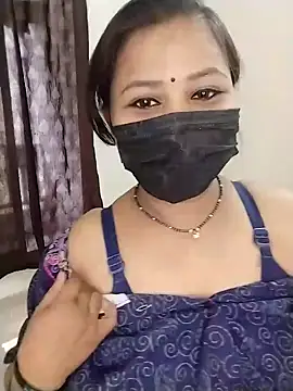 Snapshot of Hoty_bhabii chatting on 19, 4, 2026 Hoty bhabii online show from 19, 4, 2026
