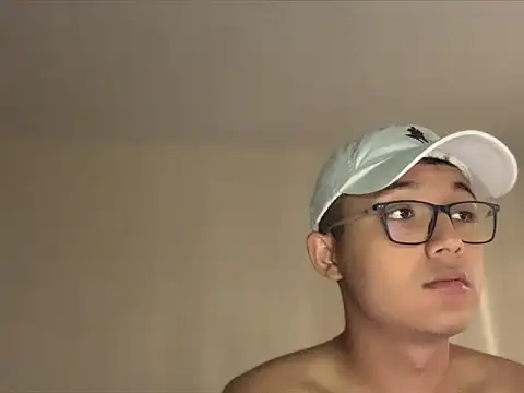 Chriis 18 online show from 20, 4, 2026