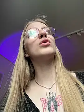 EvaEvis online show from 13, 5, 2026