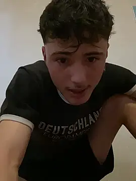 Snapshot of denysio69 chatting on 2, 4, 2026 denysio69 online show from 2, 4, 2026