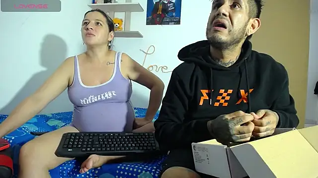 Snapshot of allison_maxtattoo_ chatting on 26, 5, 2026 allison maxtattoo online show from 26, 5, 2026