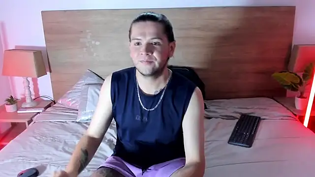 Snapshot of MatthewDavis_ chatting on 3, 6, 2026 MatthewDavis online show from 3, 6, 2026