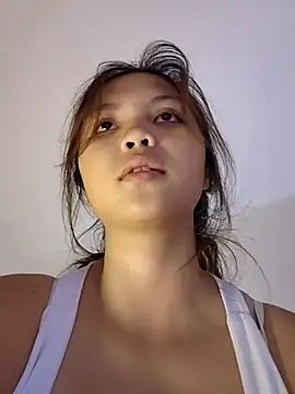 Snapshot of sweet_21_1 chatting on 6, 6, 2026 sweet 21 1 online show from 6, 6, 2026
