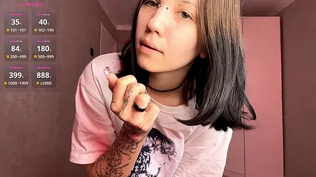 Snapshot of AmeliaMiotii chatting on 9, 4, 2026 AmeliaMiotii online show from 9, 4, 2026