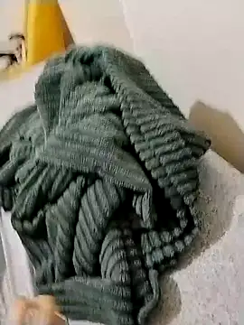 y2561 online show from 1, 4, 2026