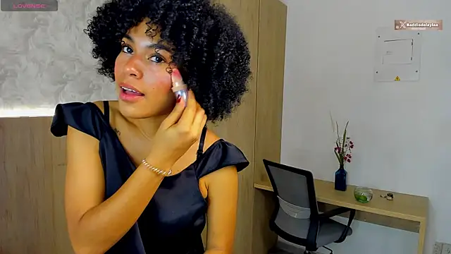 Snapshot of baddie_delaylaa chatting on 7, 5, 2026 baddie delaylaa online show from 7, 5, 2026