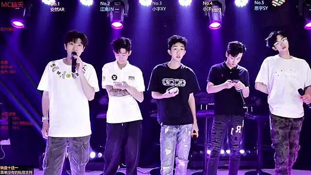 AOA-boy001 online show from 14, 4, 2026