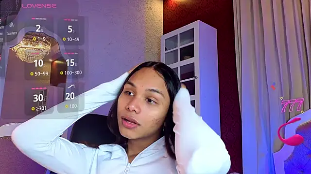 Snapshot of KristinaGriner chatting on 20, 5, 2026 KristinaGriner online show from 20, 5, 2026