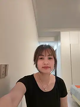 Snapshot of Yang_218 chatting on 14, 4, 2026 Yang 218 online show from 14, 4, 2026