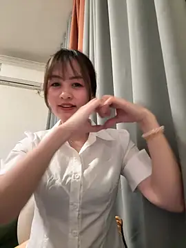 Snapshot of Yang_218 chatting on 25, 4, 2026 Yang 218 online show from 25, 4, 2026
