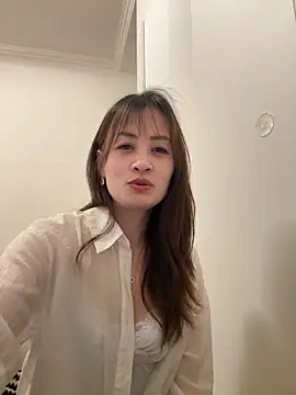 Snapshot of Yang_218 chatting on 13, 5, 2026 Yang 218 online show from 13, 5, 2026