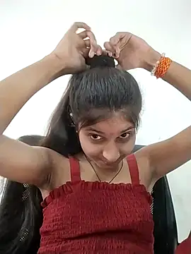 Snapshot of TANU01990 chatting on 17, 4, 2026 TANU01990 online show from 17, 4, 2026