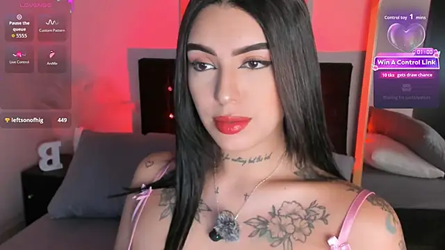 Snapshot of sabrina_voss chatting on 15, 5, 2026 sabrina voss online show from 15, 5, 2026