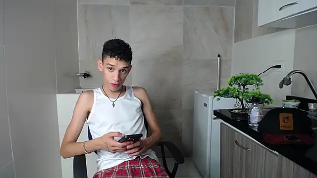 Snapshot of Zamaelprime_ chatting on 23, 4, 2026 Zamaelprime online show from 23, 4, 2026