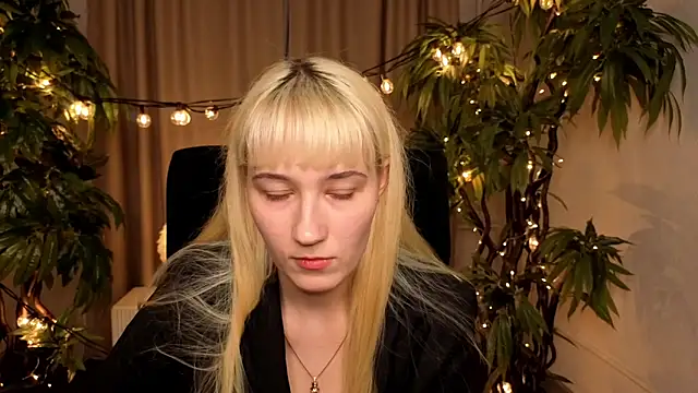 SusanWeaver online show from 7, 4, 2026