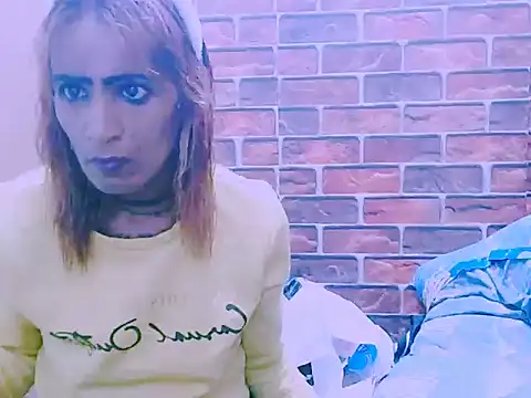 Snapshot of Alanadelray21 chatting on 6, 4, 2026 Alanadelray21 online show from 6, 4, 2026