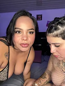 Snapshot of lunaa_love chatting on 14, 5, 2026 lunaa love online show from 14, 5, 2026