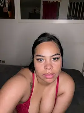 Snapshot of lunaa_love chatting on 16, 5, 2026 lunaa love online show from 16, 5, 2026