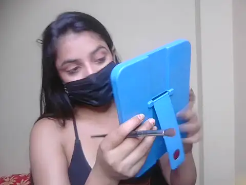 Snapshot of NANCY_OBEROYE chatting on 18, 5, 2026 NANCY OBEROYE online show from 18, 5, 2026