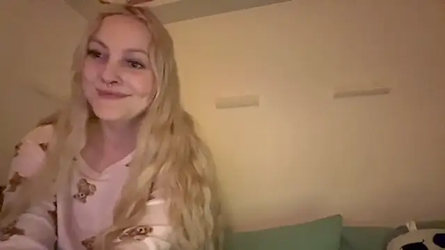 LoveAliceXXX online show from 6, 4, 2026