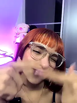 Snapshot of Chloee_Reed chatting on 9, 4, 2026 Chloee Reed online show from 9, 4, 2026