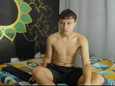 Boy Lovely18 online show from 1, 4, 2026